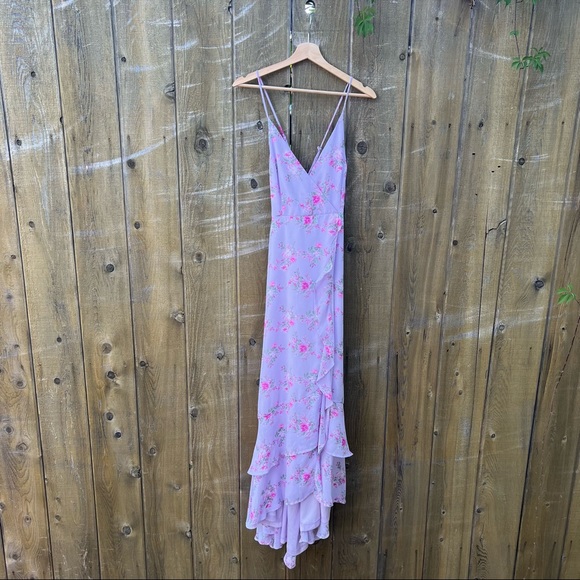 Lavender Floral Lace-Up Back High-Low Maxi Dress 🌿 - Picture 9 of 12